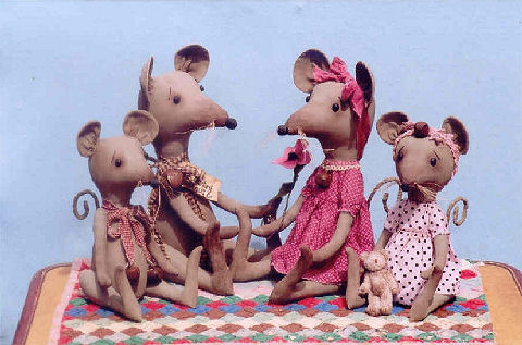 Dress Pattern Pat 1993 Bunny/Mouse No 058P-058K Vintage Sugar 'N' Spice Raffia Originals 4 Bunny/Mouse Made from Paper Twist Ribbon