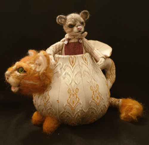 The Dormouse and The Cheshire Cat Teapot 